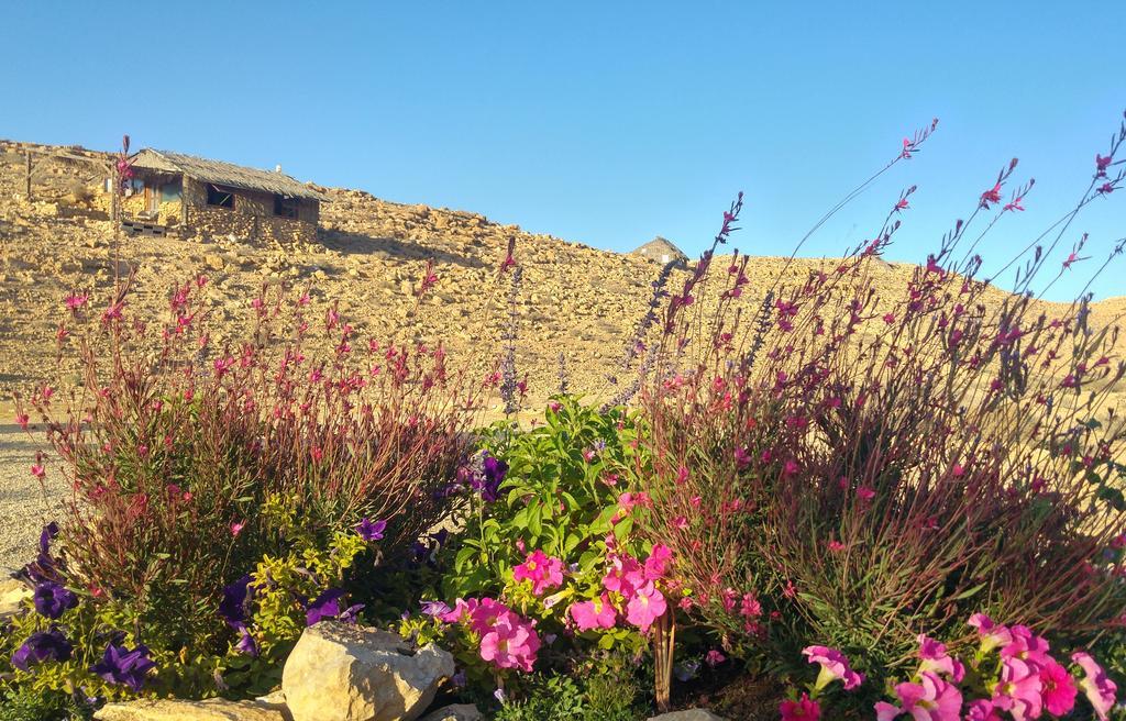 Succah In The Desert Mitzpe Ramon Exterior photo