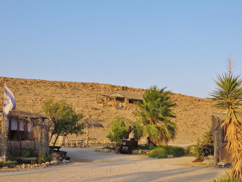 Succah In The Desert Mitzpe Ramon Exterior photo