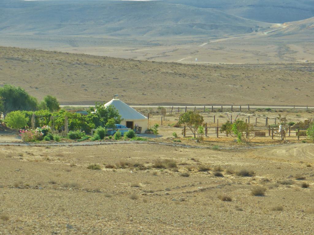 Succah In The Desert Mitzpe Ramon Exterior photo